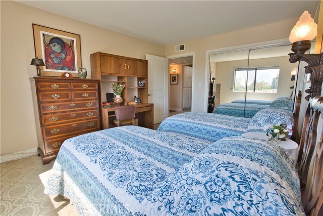 12400 MONTECITO Road, Seal Beach CA: https://media.crmls.org/medias/c063f37d-269d-433d-a138-c02f5423a282.jpg