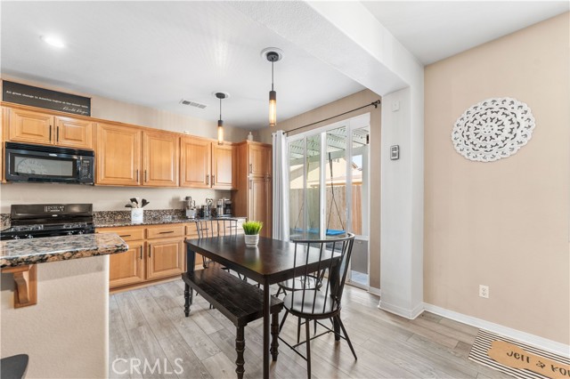 Detail Gallery Image 16 of 45 For 3025 Neary Ct, Rosamond,  CA 93560 - 4 Beds | 3 Baths