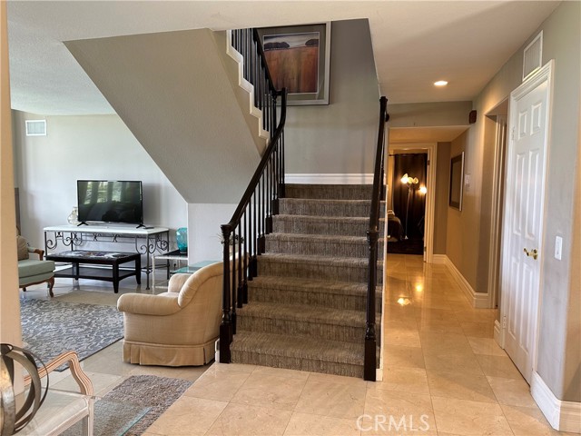 Detail Gallery Image 17 of 30 For 25931 Sheriff Rd, Laguna Hills,  CA 92653 - 5 Beds | 5 Baths