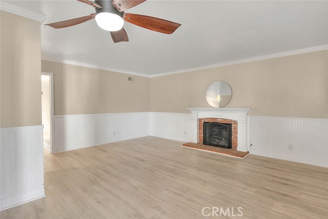Detail Gallery Image 6 of 43 For 2149 W Cris Ave, Anaheim,  CA 92804 - 4 Beds | 2 Baths