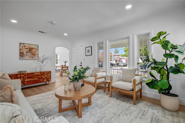10724 Tabor Street photo 8