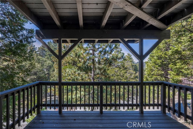 Detail Gallery Image 16 of 44 For 305 Summit Rd, Lake Arrowhead,  CA 92352 - 3 Beds | 2 Baths