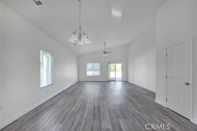 Detail Gallery Image 13 of 60 For 4429 Forest St, Riverside,  CA 92507 - 4 Beds | 2 Baths