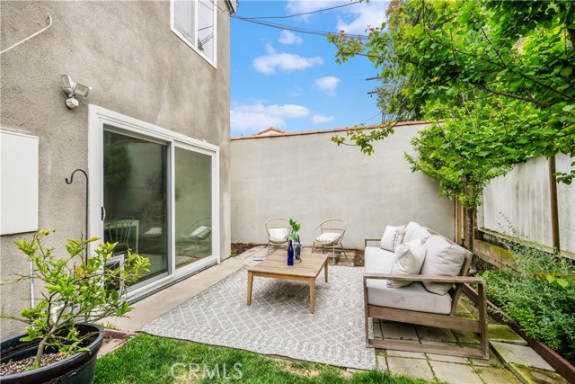 2222 Curtis Avenue, Redondo Beach CA: https://media.crmls.org/medias/c06717fb-f886-48a1-a71b-6d9e8113e539.jpg