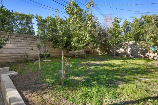 11647 N. Paso Robles Avenue, Granada Hills CA: https://media.crmls.org/medias/c0672e4a-e2dc-4aeb-ad7e-59abcfea3be5.jpg
