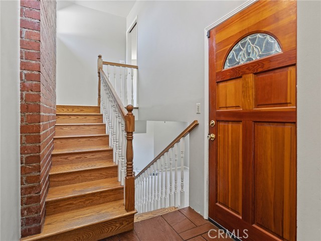 Detail Gallery Image 4 of 61 For 3761 Aguilar St, Los Angeles,  CA 90065 - 4 Beds | 2 Baths