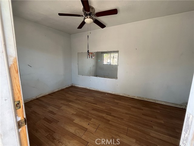 657 S Sadler Avenue, East Los Angeles CA: https://media.crmls.org/medias/c0678715-cecf-4d1b-8fa1-18f26e961fdb.jpg