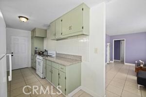 Detail Gallery Image 7 of 22 For 38514 Frontier Ave, Palmdale,  CA 93550 - 3 Beds | 1/1 Baths