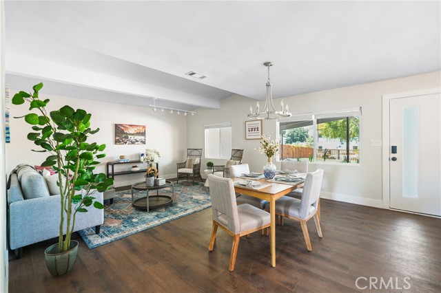 112 W Norwood Place, San Gabriel CA: https://media.crmls.org/medias/c067a3e2-7a1b-415e-b029-940372e59a59.jpg