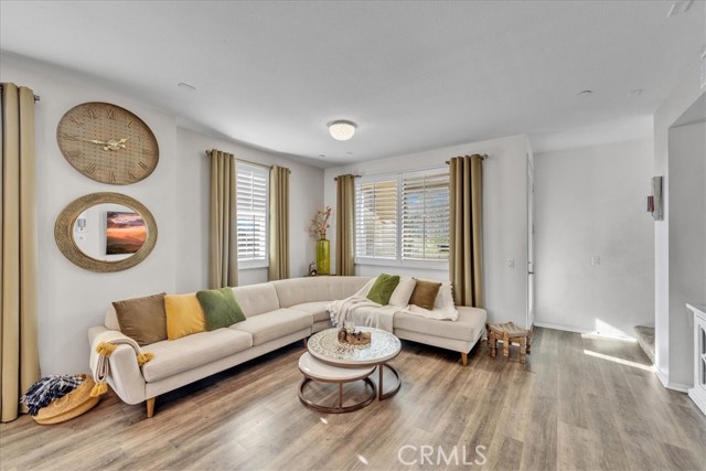 Detail Gallery Image 9 of 36 For 1038 Savi Dr #101,  Corona,  CA 92878 - 3 Beds | 2/2 Baths