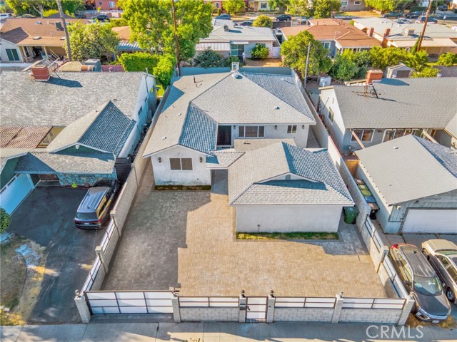 14625 Runnymede Street, Van Nuys CA: https://media.crmls.org/medias/c067b6a8-39a7-4fea-9b4b-708094b62f8a.jpg