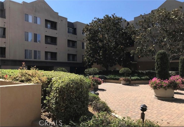 Detail Gallery Image 3 of 5 For 8889 Caminito Plaza Centro #7304,  San Diego,  CA 92122 - 2 Beds | 2 Baths