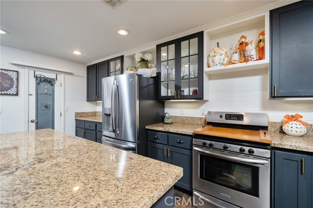 Detail Gallery Image 18 of 38 For 7575 Rancho Rd, Pinon Hills,  CA 92372 - 4 Beds | 3 Baths