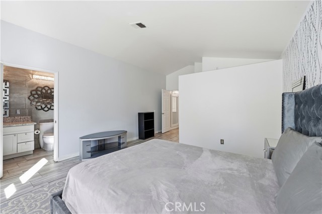 Detail Gallery Image 39 of 55 For 22350 Heritage Pass, Chatsworth,  CA 91311 - 2 Beds | 2/1 Baths