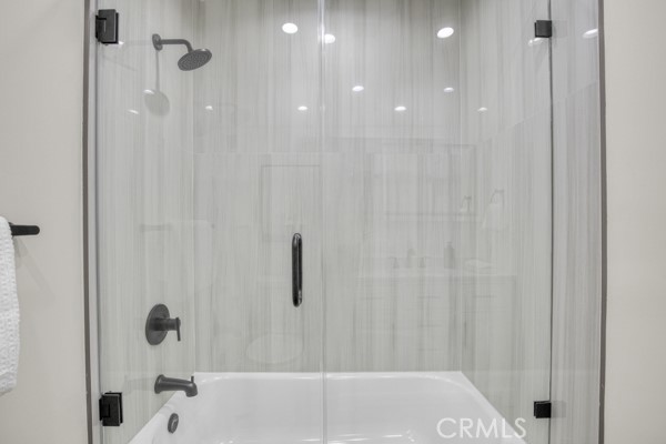 Detail Gallery Image 26 of 37 For 19120 Bessemer, Tarzana,  CA 91335 - 3 Beds | 2 Baths