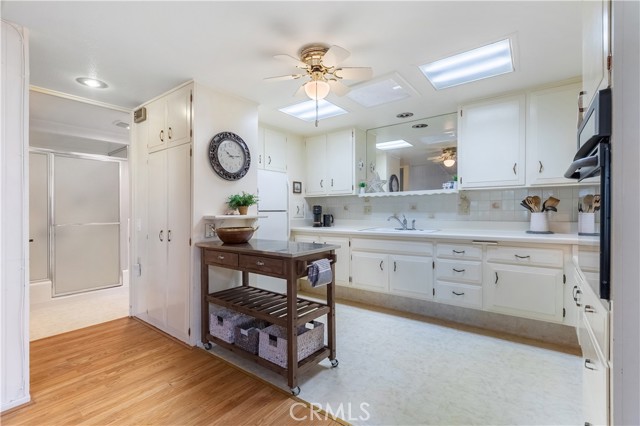 Detail Gallery Image 17 of 42 For 13601 Cedarcrest 100-I,  Seal Beach,  CA 90740 - 2 Beds | 1 Baths