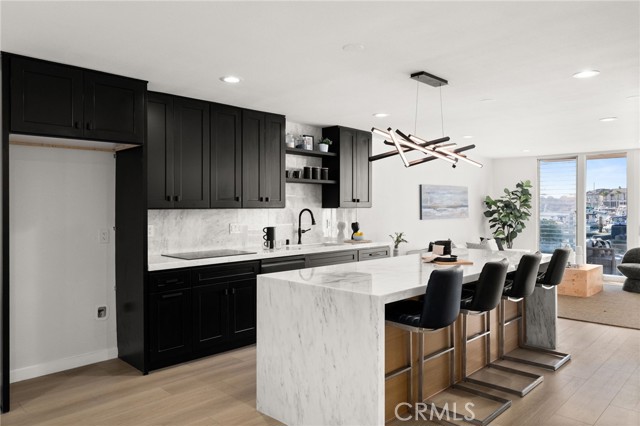 Image 3 of 45 For 16435 Harbour Lane 13