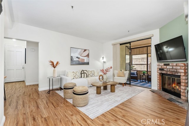 Detail Gallery Image 2 of 26 For 17722 Sergio Circle Ci104,  Huntington Beach,  CA 92647 - 2 Beds | 2 Baths