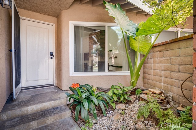 Detail Gallery Image 3 of 54 For 7962 Southwind, Huntington Beach,  CA 92648 - 3 Beds | 2/1 Baths