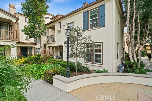 Detail Gallery Image 3 of 22 For 82 Sansovino, Mission Viejo,  CA 92694 - 2 Beds | 2/1 Baths