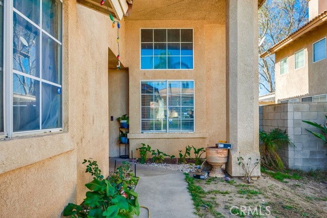 11484 Lime Orchard Lane, Fontana CA: https://media.crmls.org/medias/c07145f3-c9e9-4f6a-bac0-4b7d51321380.jpg