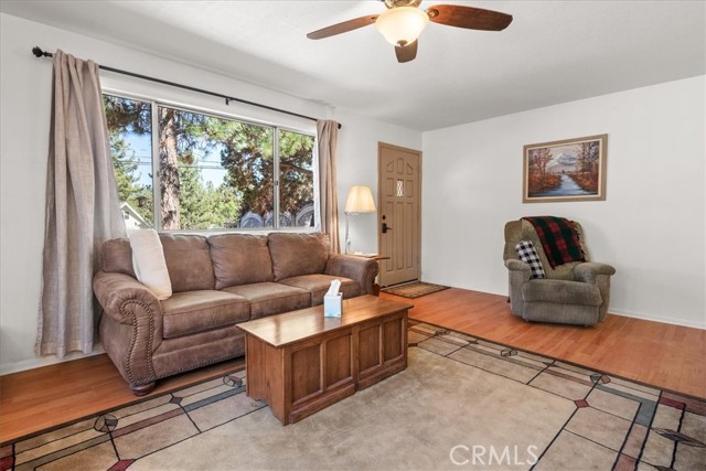 Detail Gallery Image 5 of 22 For 313 Greenspot Rd, Big Bear City,  CA 92314 - 2 Beds | 1 Baths
