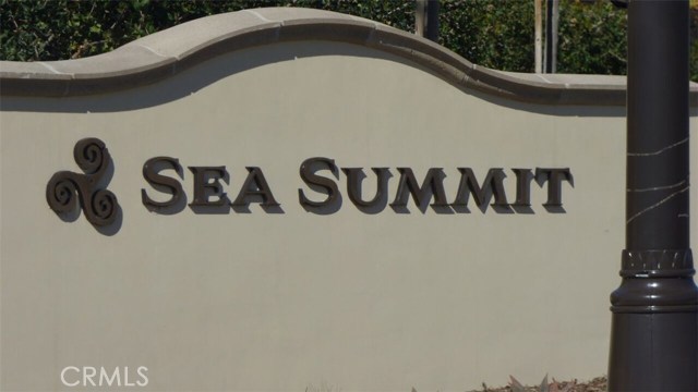 202 Via Galicia, San Clemente CA: https://media.crmls.org/medias/c071df8c-a43f-45ff-bc8f-7bcce485f719.jpg