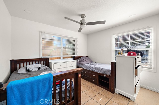 Detail Gallery Image 18 of 37 For 590 Traverse Dr, Costa Mesa,  CA 92626 - 4 Beds | 3 Baths