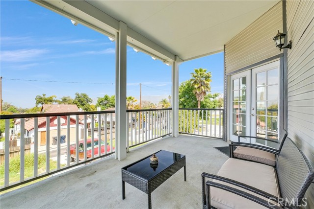 Detail Gallery Image 7 of 16 For 259 E Crescent Ave, Redlands,  CA 92373 - 5 Beds | 3 Baths