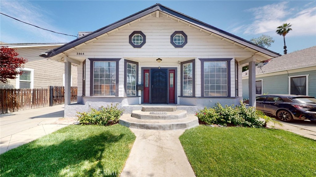 3864 Pine Street, Riverside, CA 92501