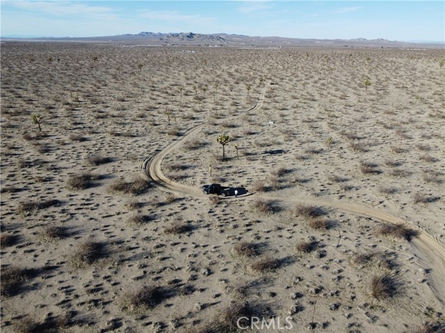 10 Lessing Avenue, El Mirage CA: https://media.crmls.org/medias/c0754ed6-0ff0-4eb9-abae-82df0647a795.jpg