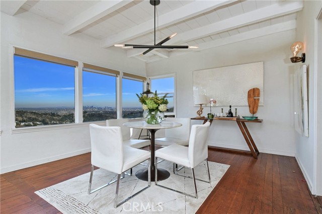 Detail Gallery Image 9 of 40 For 8383 Wyndham Rd, Los Angeles,  CA 90046 - 3 Beds | 2/1 Baths