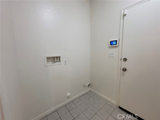 Detail Gallery Image 17 of 26 For 1890 Flint, Riverside,  CA 92501 - 3 Beds | 2/1 Baths