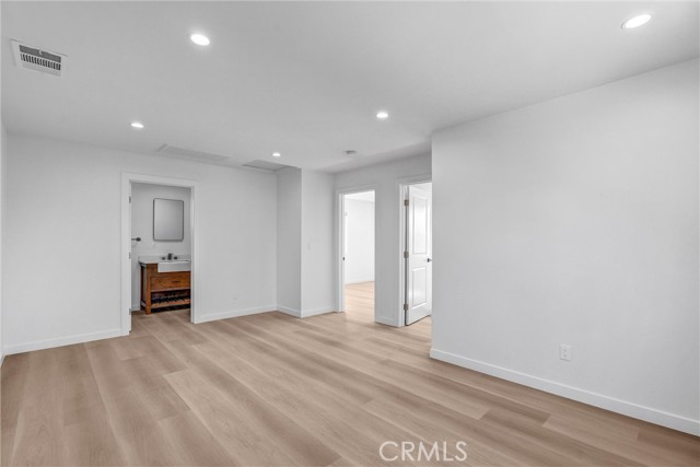 10517 Firmona Avenue, Inglewood CA: https://media.crmls.org/medias/c075dda6-0ee1-4549-8843-861c54bfa80a.jpg