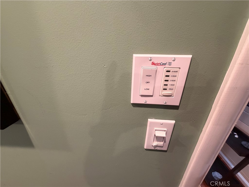https://media.crmls.org/medias/c075fe60-5423-42f8-aca7-8f97bf3c3a14.jpg?preset=X-Large