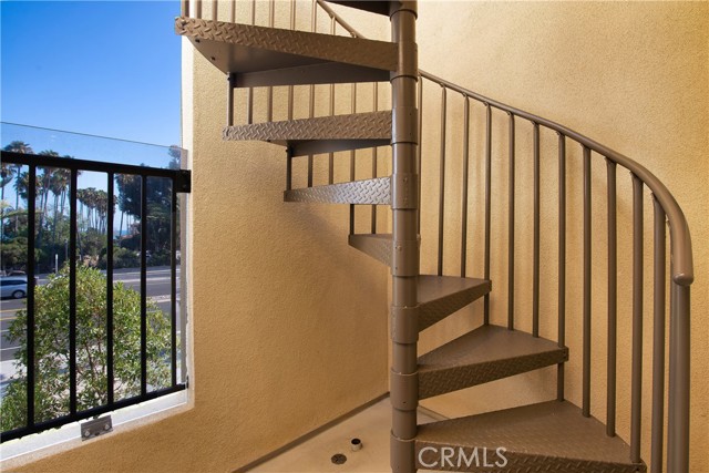 1523 Doheny Way, Dana Point CA: https://media.crmls.org/medias/c0764cbe-8ace-4f48-8299-d2c68ffceeef.jpg
