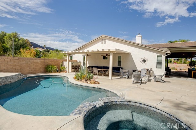 4225 W Riviera, Corona CA: https://media.crmls.org/medias/c076f6e7-525d-49af-9793-603ebf3bf91d.jpg
