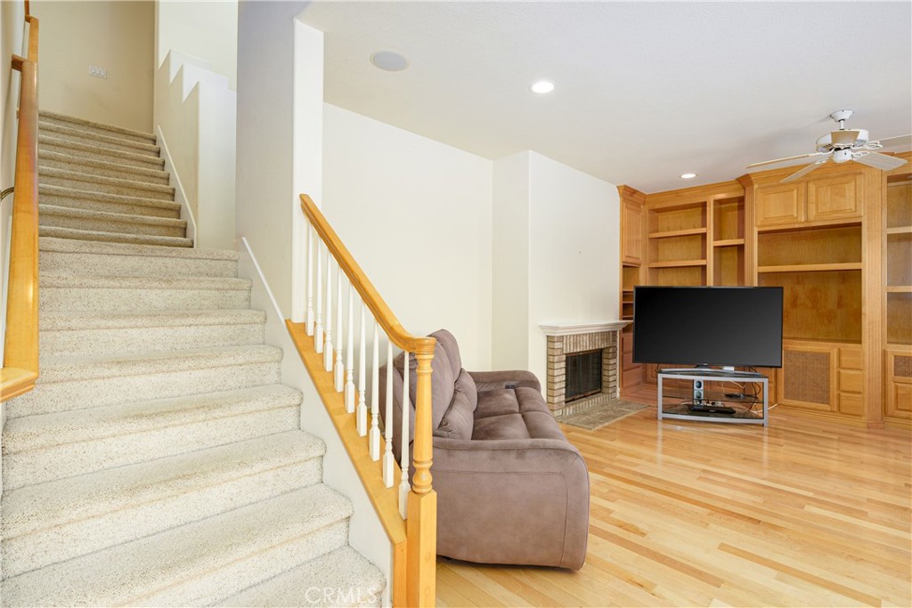 MLS #OC26161129 image #29