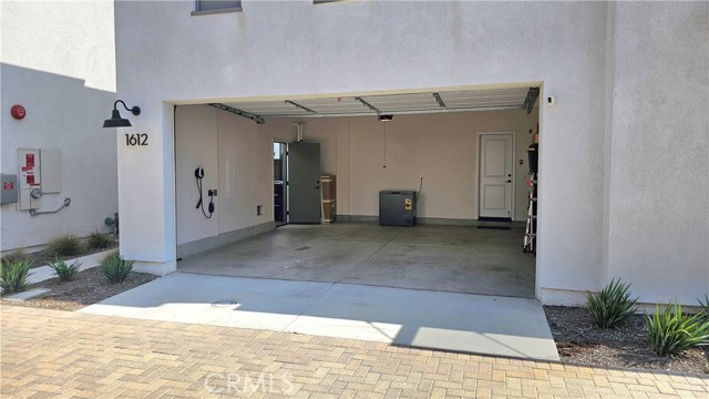 1612 Whitmore Loop, Chula Vista CA: https://media.crmls.org/medias/c0782b75-7636-4585-8893-762dc36b4602.jpg