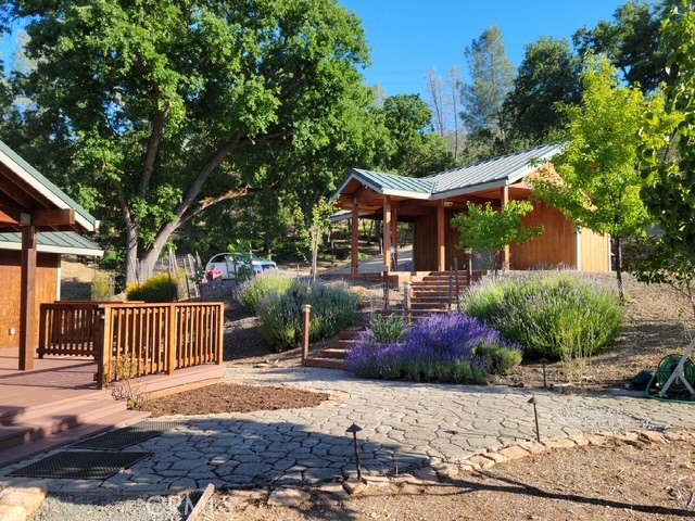 Detail Gallery Image 6 of 36 For 2002 Ogulin Canyon, Clearlake,  CA 95422 - 2 Beds | 2 Baths