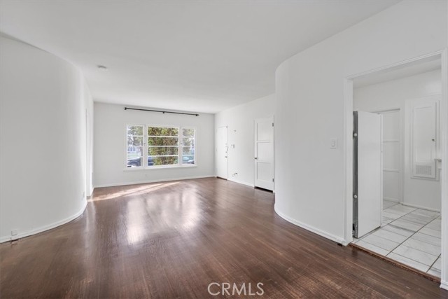 Detail Gallery Image 8 of 21 For 1423 Washington Ave #1,  Santa Monica,  CA 90403 - 2 Beds | 1 Baths