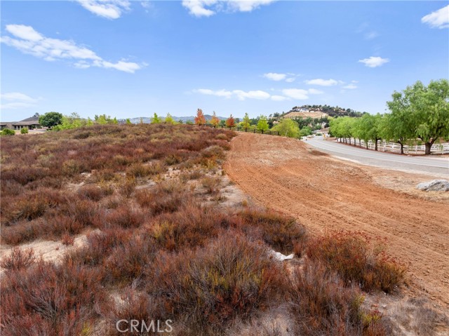 20405 Kyle Court, Murrieta CA: https://media.crmls.org/medias/c079774a-6241-43da-b211-c9744f38b85a.jpg
