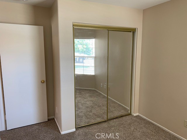 https://media.crmls.org/medias/c0798541-c7fe-4760-8e88-c80686030640.jpg?preset=X-Large