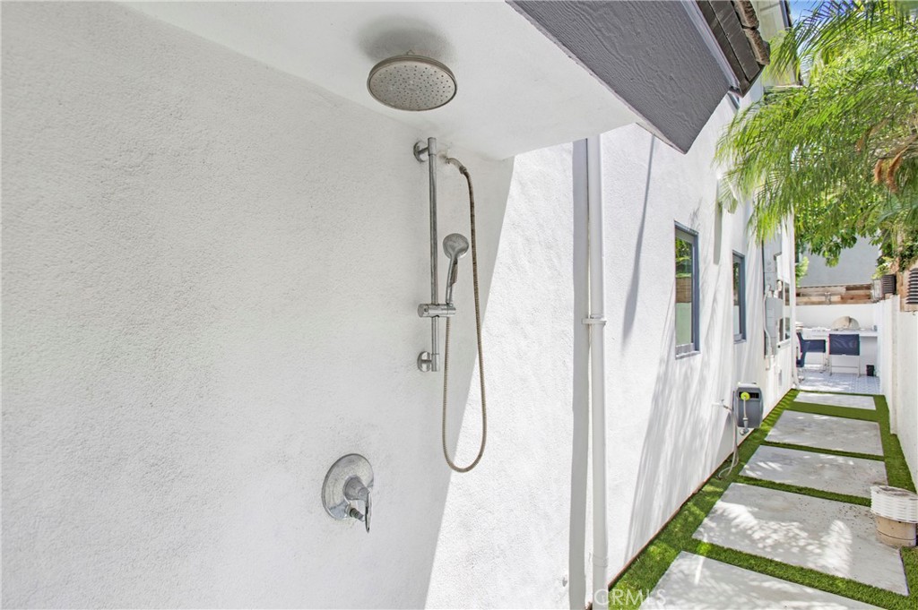 MLS #OC25163421 img 24