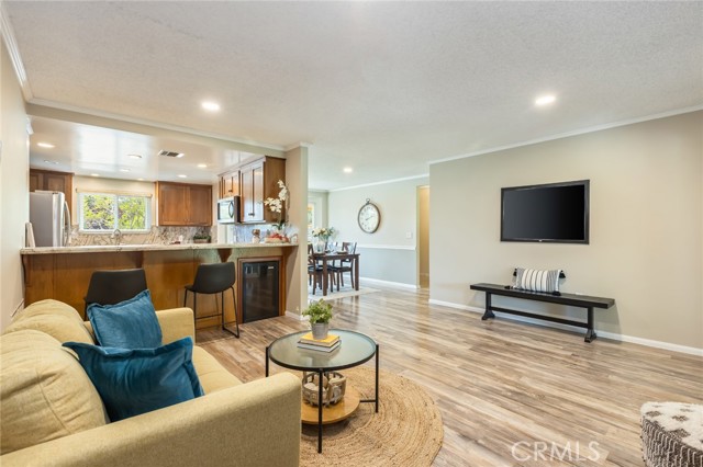 Detail Gallery Image 17 of 60 For 16014 Yarnell St, Sylmar,  CA 91342 - 4 Beds | 2 Baths