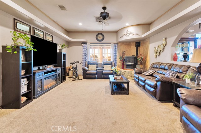 4575 Kreuer Road, Phelan CA: https://media.crmls.org/medias/c07c178c-0818-4994-a3bf-d5ed316957b1.jpg