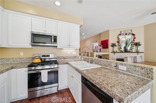 Detail Gallery Image 16 of 35 For 33560 Willow Haven Ln #105,  Murrieta,  CA 92563 - 3 Beds | 3/1 Baths