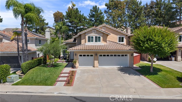 Detail Gallery Image 2 of 55 For 18 via Tigra, Rancho Santa Margarita,  CA 92688 - 4 Beds | 3 Baths