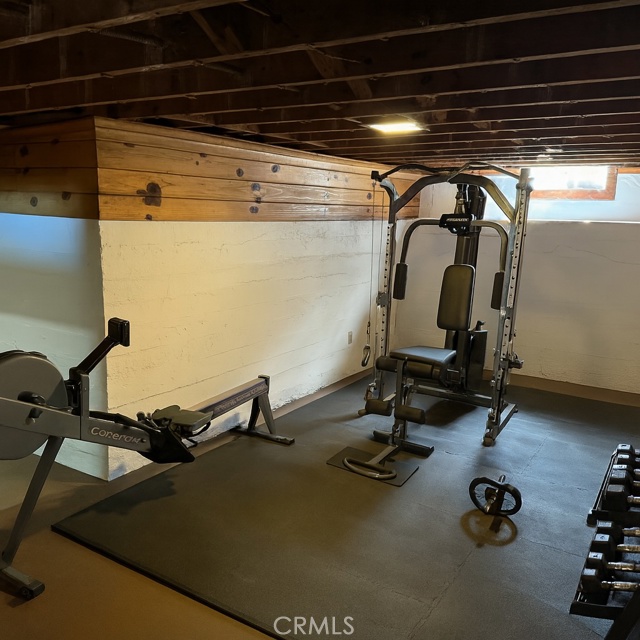 Detail Gallery Image 17 of 21 For 506 W Terrace Ave, Fresno,  CA 93705 - 4 Beds | 2/1 Baths