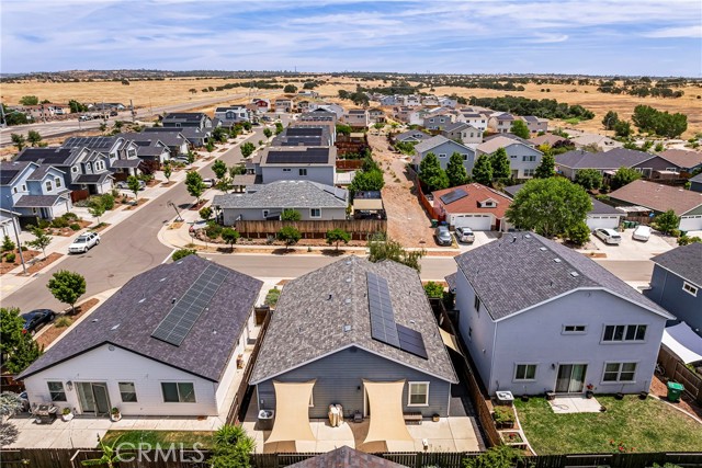 1104 Shumard Oak Way, Chico CA: https://media.crmls.org/medias/c0806c1e-de79-47e4-977a-ab5c7e605313.jpg